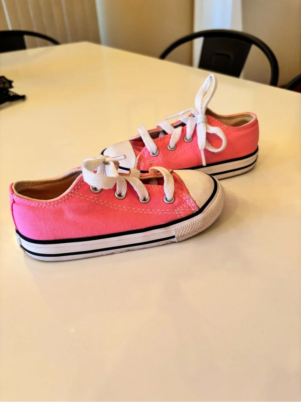 Converse Kids Pink Low-Top Canvas Sneakers